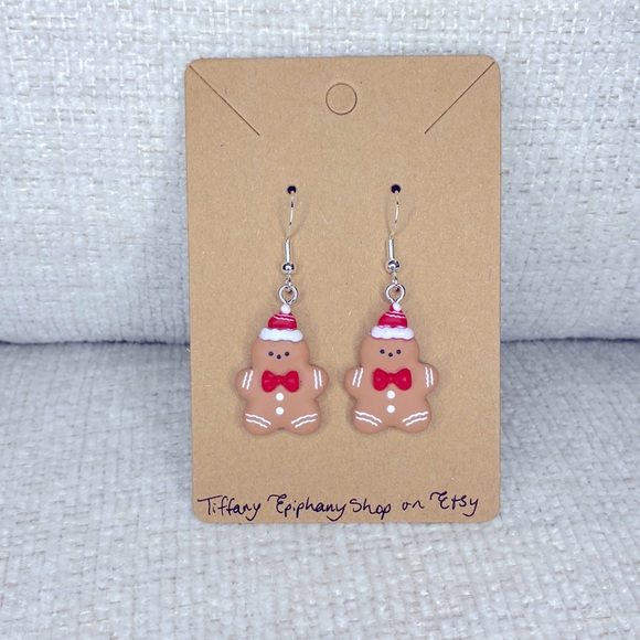 Gingerbread Men Earrings Made with Sterling Silver Ear Wires NWT - Picture 1 of 3